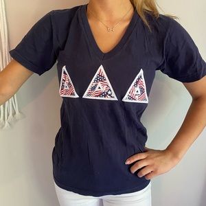 TriDelta Letter/embroidered T-shirt